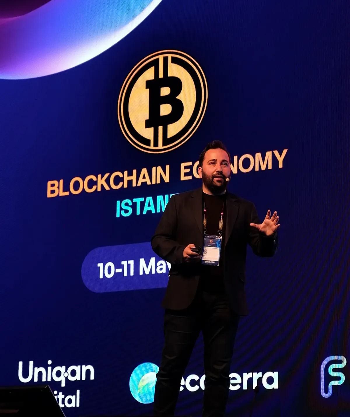 Blockchain Economy Istanbul sahnesi